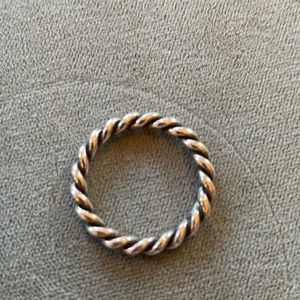 Pandora twisted stacking ring